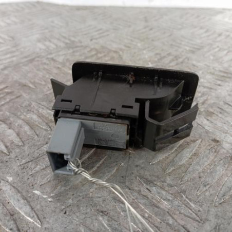 Interrupteur de leve vitre avant droit VOLKSWAGEN TOURAN 1