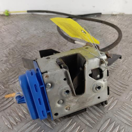 Serrure arriere gauche AUDI A4 1 Photo n°1