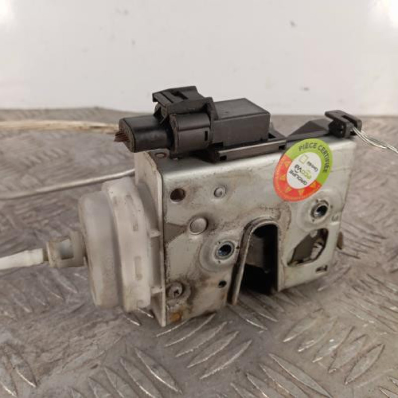 Serrure avant droit AUDI A4 1