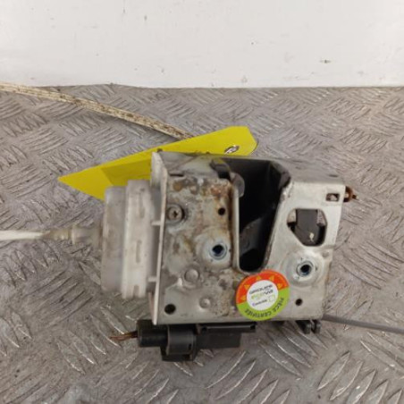 Serrure avant gauche AUDI A4 1 Photo n°1