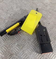 Attache ceinture avant droit RENAULT TWINGO 2