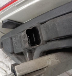 Feu arriere principal droit (feux) RENAULT LAGUNA 3 Photo n°6