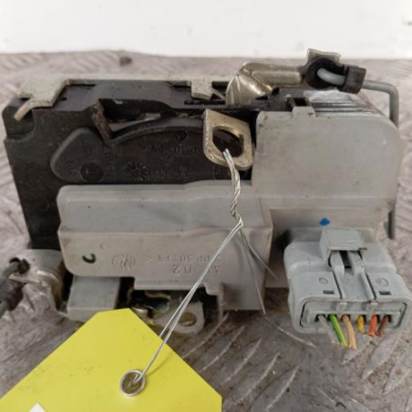 Serrure avant droit PEUGEOT 206+