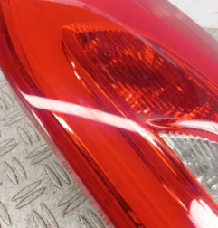 Feu arriere secondaire droit (feux) PEUGEOT 308 2 SW Photo n°4