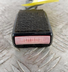 Attache ceinture avant droit PEUGEOT 207