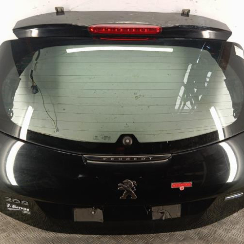 Malle/Hayon arriere PEUGEOT 208 1