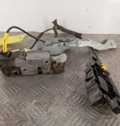 Serrure avant gauche CITROEN JUMPY 2 Photo n°1