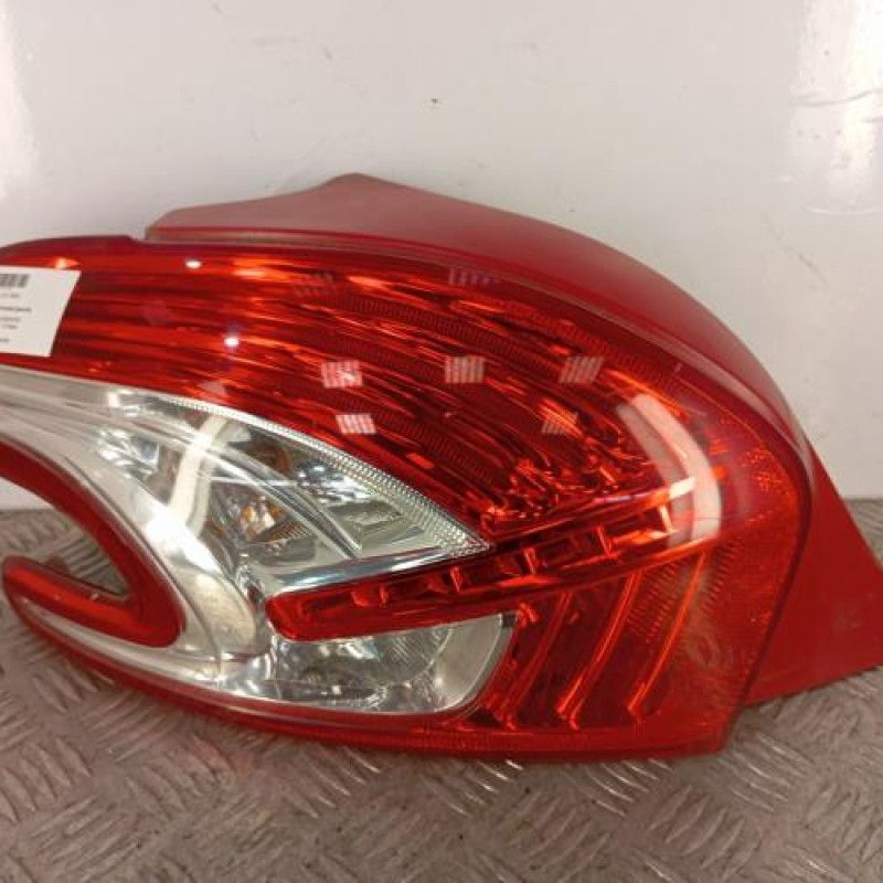 Feu arriere principal gauche (feux) PEUGEOT 208 1