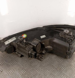 Optique avant principal droit (feux)(phare) AUDI A1 1