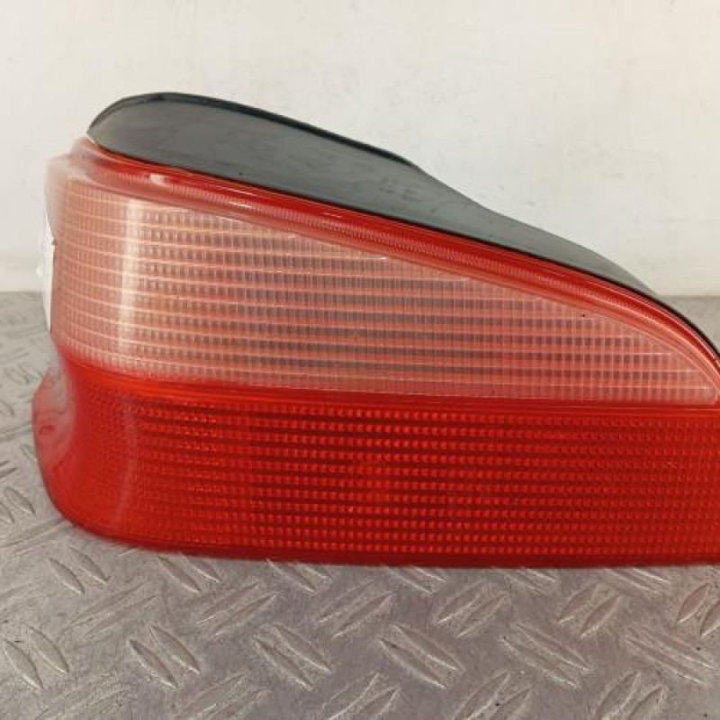 Feu arriere principal gauche (feux) PEUGEOT 106