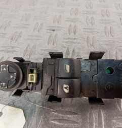 Interrupteur de leve vitre avant gauche PEUGEOT 207 Photo n°1