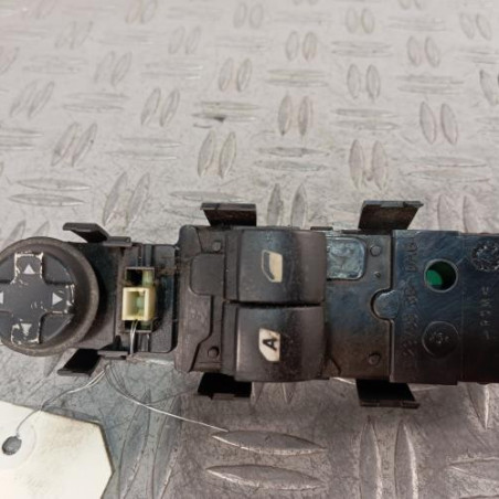 Interrupteur de leve vitre avant gauche PEUGEOT 207 Photo n°1