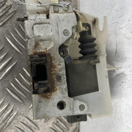 Serrure arriere gauche RENAULT CLIO 2 Photo n°1