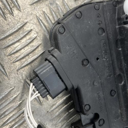 Serrure avant gauche RENAULT CLIO 4