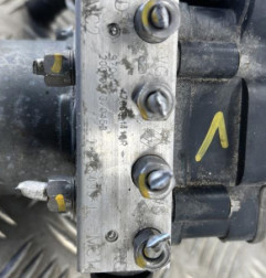 Bloc ABS (freins anti-blocage) RENAULT CLIO 5 Photo n°4