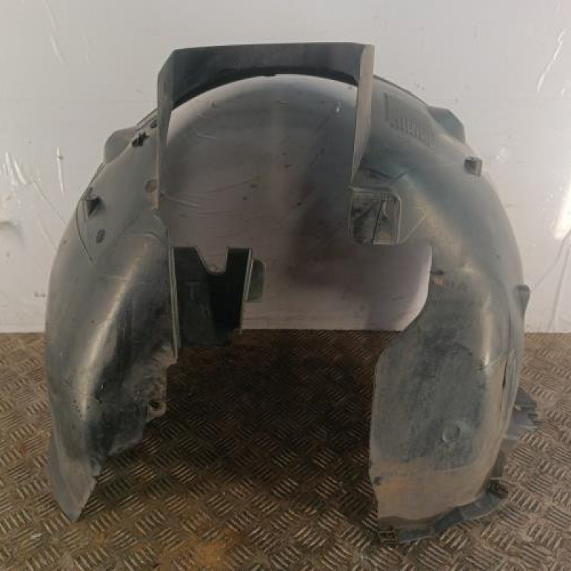 Pare boue avant gauche PEUGEOT 5008 1 Pare boue avant gauche PEUGEOT 5008 1