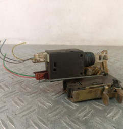 Serrure avant gauche CITROEN SAXO Photo n°1