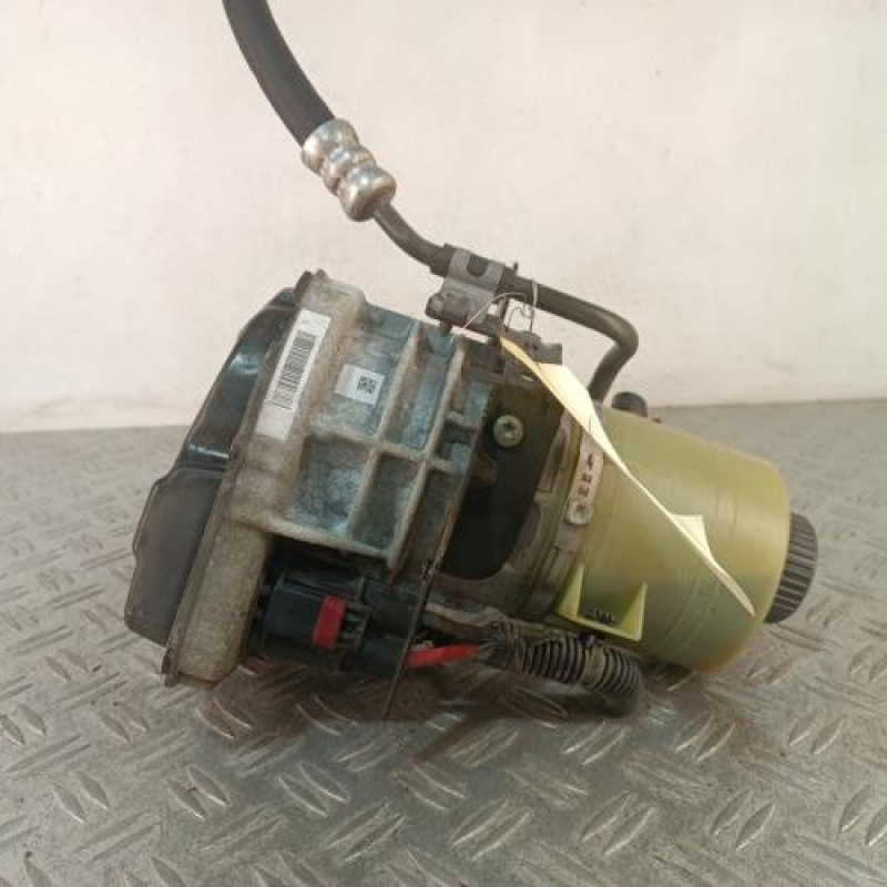 Pompe de direction FIAT TALENTO