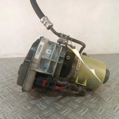 Pompe de direction FIAT TALENTO Photo n°1