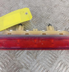 Feu arriere stop central PEUGEOT 1007 Photo n°1