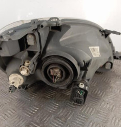 Optique avant principal gauche (feux)(phare) TOYOTA YARIS 1