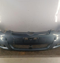 Pare choc avant TOYOTA YARIS 1 Photo n°1