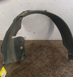 Pare boue avant gauche PEUGEOT 106 Photo n°1