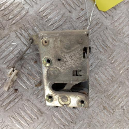 Serrure avant gauche PEUGEOT 106