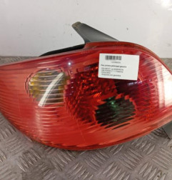 Feu arriere principal gauche (feux) PEUGEOT 206 Photo n°1