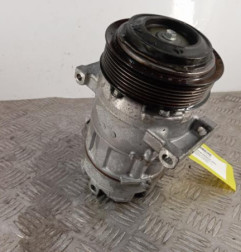 Compresseur clim NISSAN QASHQAI 2 Photo n°1