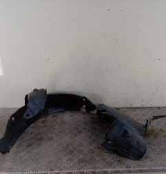 Pare boue avant gauche RENAULT CLIO 2