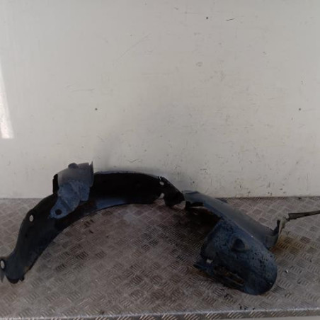 Pare boue avant gauche RENAULT CLIO 2