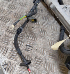 Cremaillere assistee CITROEN C4 CACTUS