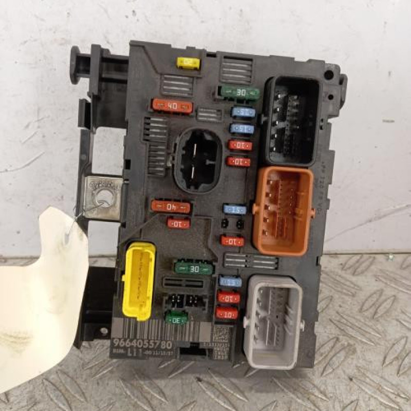 Boitier servitude moteur (BSM) PEUGEOT 207