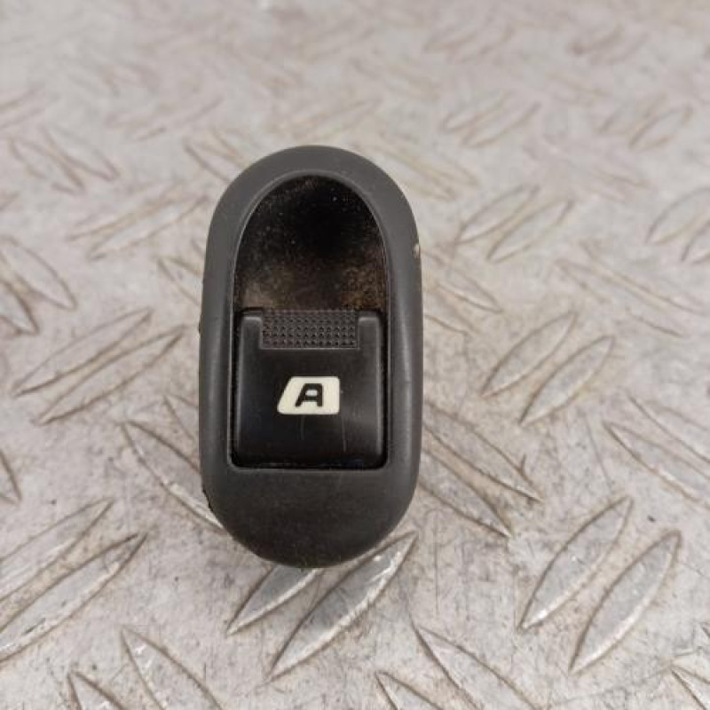 Interrupteur de leve vitre avant gauche CITROEN C3 PLURIEL