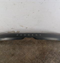 Poignee hayon PEUGEOT 208 2 Photo n°1