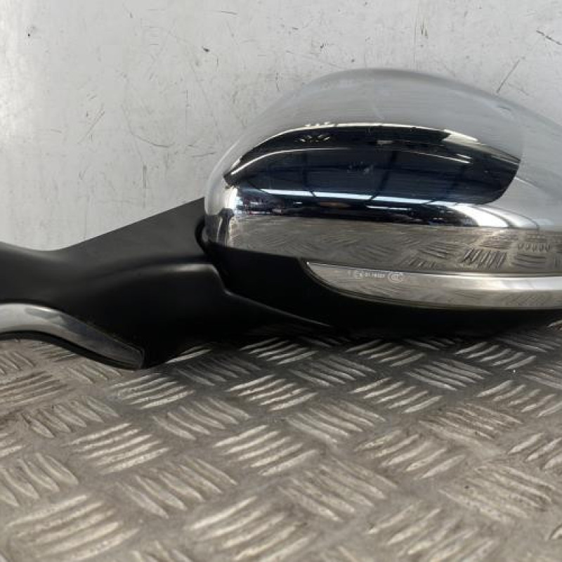 Retroviseur gauche PEUGEOT 208 1