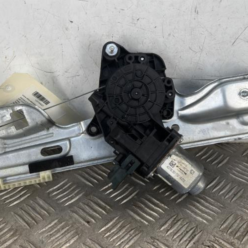 Leve vitre electrique arriere droit RENAULT MEGANE 4