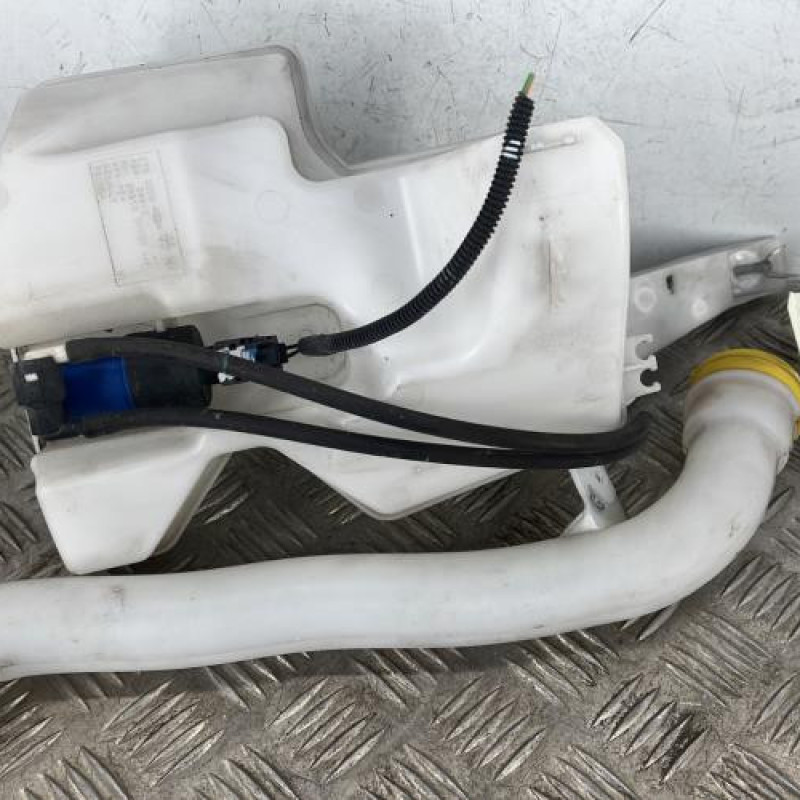 Vase de lave glace RENAULT CLIO 4 Vase de lave glace RENAULT CLIO 4