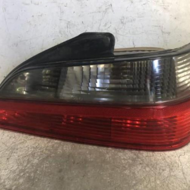 Feu arriere principal droit (feux) PEUGEOT 406 Feu arriere principal droit (feux) PEUGEOT 406