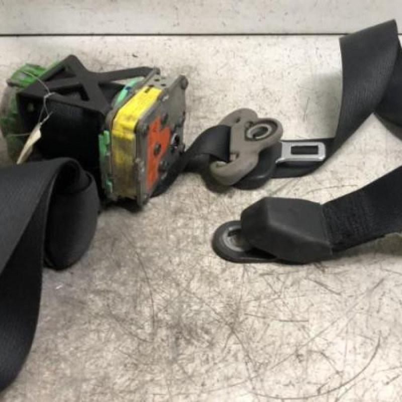 Ceinture avant gauche TOYOTA YARIS 2 Ceinture avant gauche TOYOTA YARIS 2