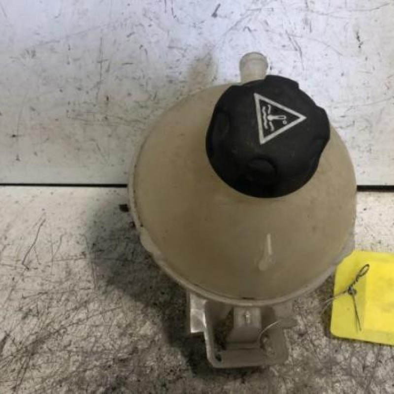 Vase d'expansion PEUGEOT 308 2 SW Vase d'expansion PEUGEOT 308 2 SW