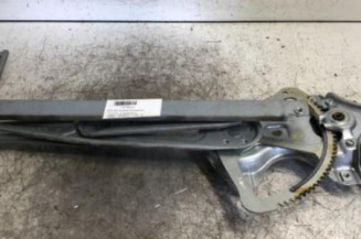 Leve vitre electrique avant gauche TOYOTA YARIS 2 Photo n°1