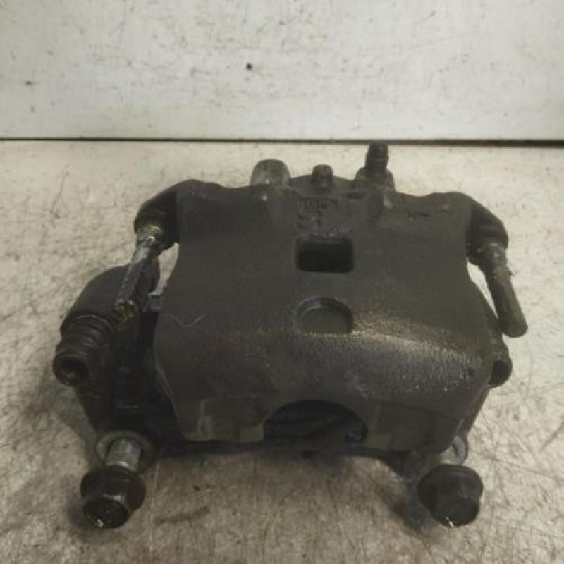 Etrier avant gauche (freinage) NISSAN PULSAR