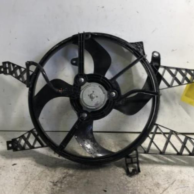 Moto ventilateur radiateur RENAULT CLIO 3