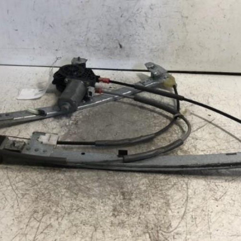 Leve vitre electrique avant droit CITROEN XSARA