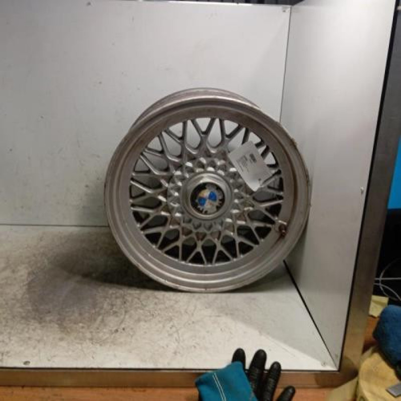 Jante BMW SERIE 5 E34