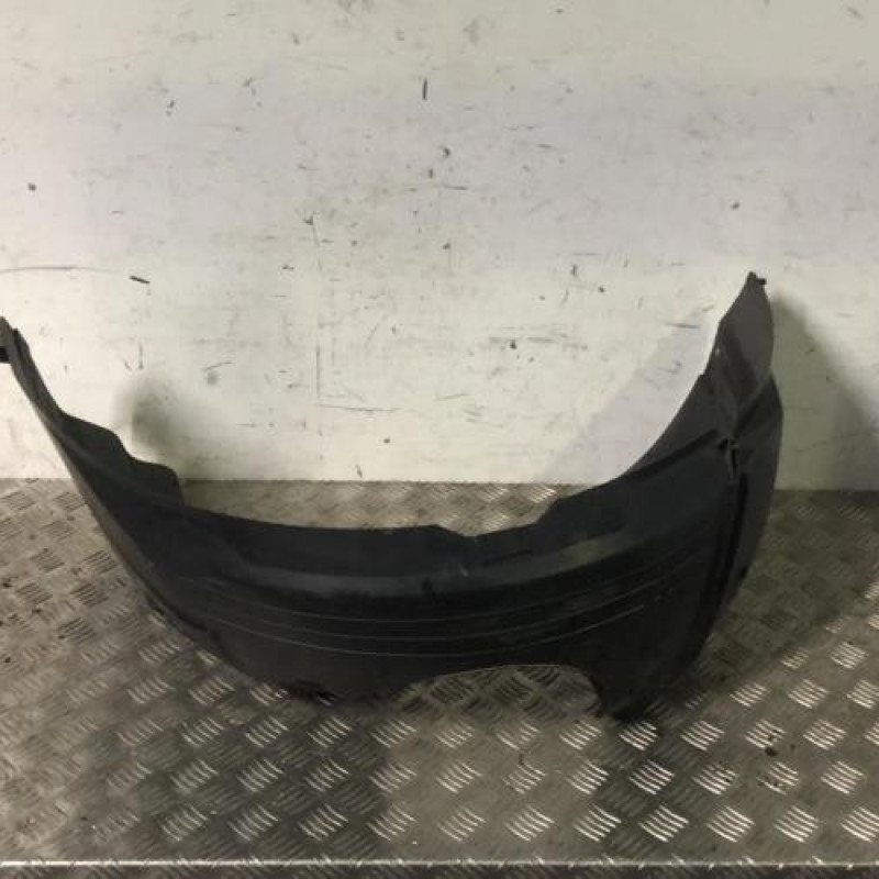 Pare boue avant gauche FORD FOCUS 1 Pare boue avant gauche FORD FOCUS 1