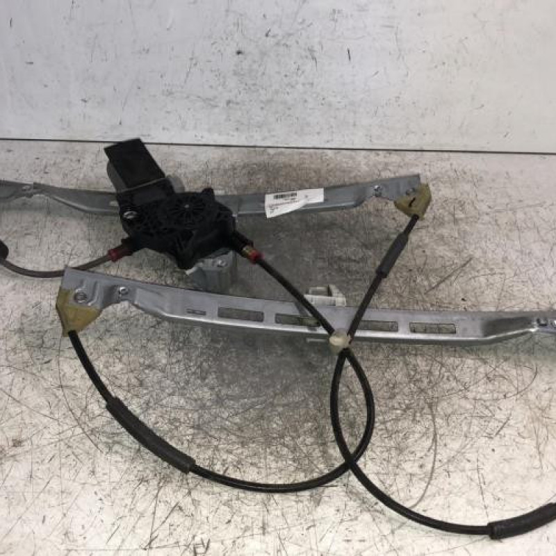 Leve vitre electrique avant droit PEUGEOT 206