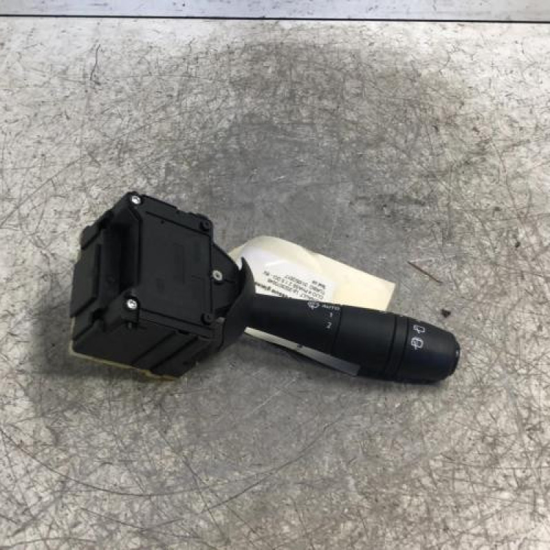 Commodo d'essuie glaces RENAULT CLIO 4 Commodo d'essuie glaces RENAULT CLIO 4